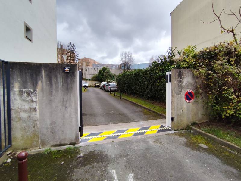 Remplacement d’un portail coulissant dans une résidence à Pantin